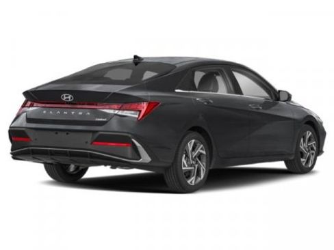 New 2026 Hyundai Elantra Limited FWD image 2