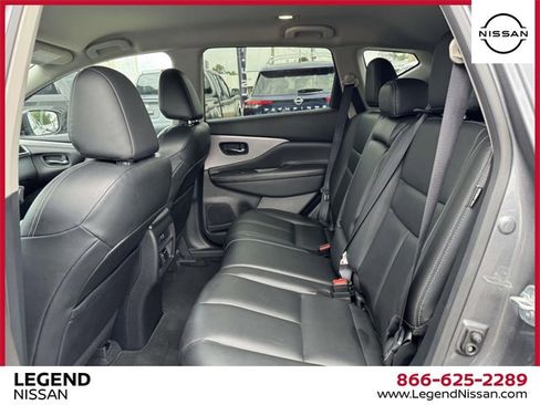 Used 2023 Nissan Murano SV image 12