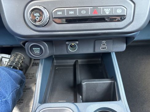 New 2025 Ford Maverick Lobo image 30