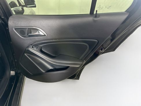 Used 2020 Mercedes-Benz GLA 250 image 29