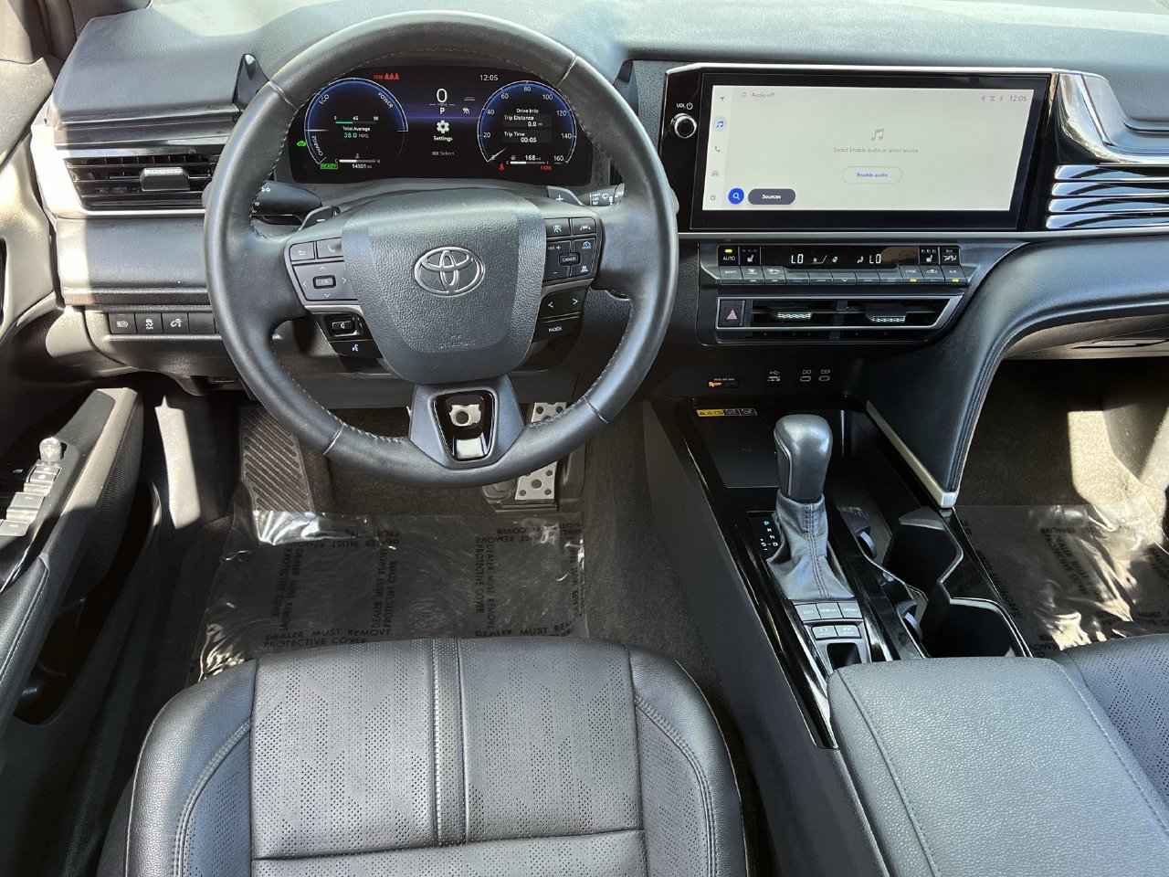 Used 2025 Toyota Camry XSE FWD image 10