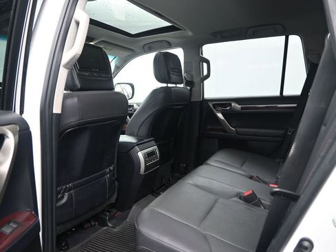 Used 2019 Lexus GX 460 460 image 27