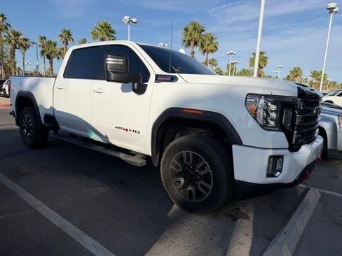 Used 2020 GMC Sierra 2500 AT4 w/ AT4 Premium Package AWD/4WD image 2