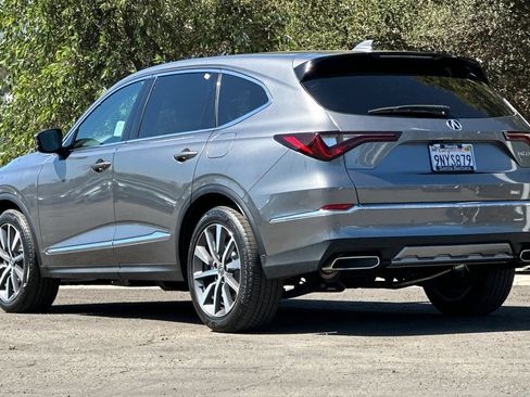 Used 2025 Acura MDX FWD w/ Technology Package image 6