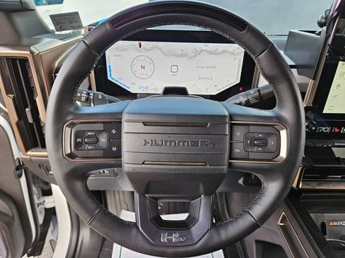 Used 2024 GMC Hummer EV 3X AWD/4WD image 35