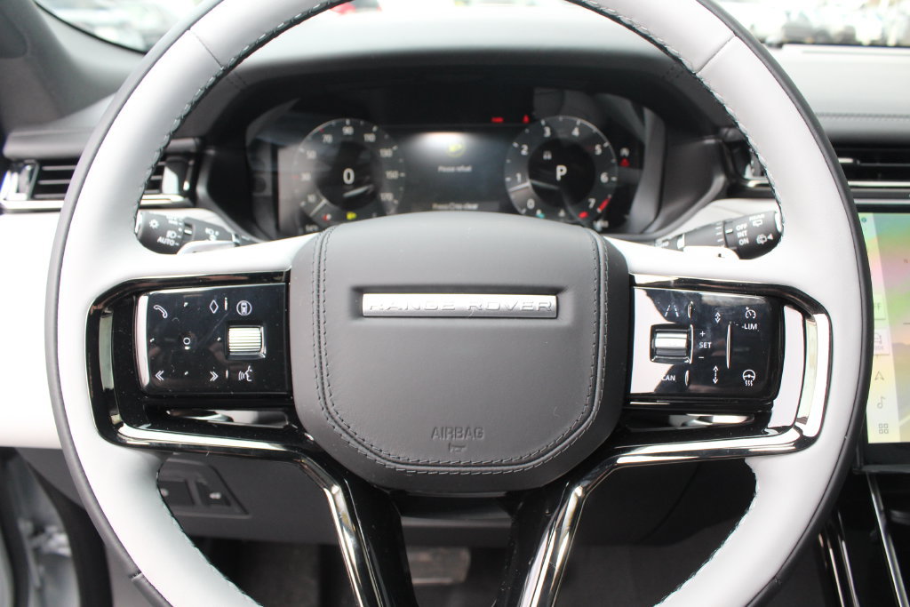 New 2026 Land Rover Range Rover Velar Dynamic SE AWD/4WD image 39