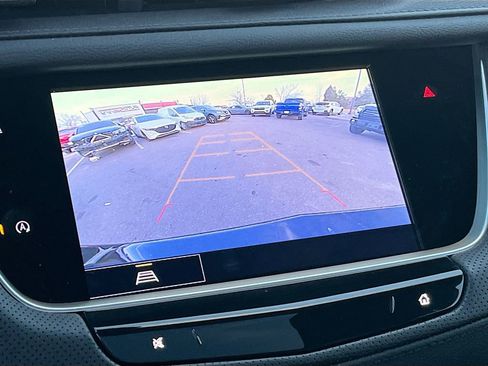 Used 2025 Cadillac XT5 Premium Luxury image 14