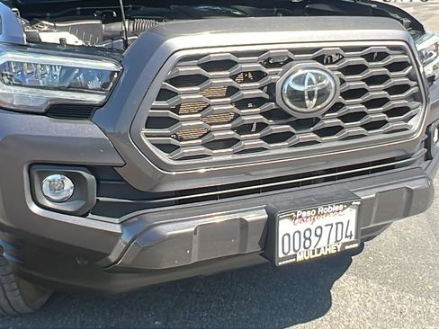 Used 2022 Toyota Tacoma 2WD Double Cab image 11