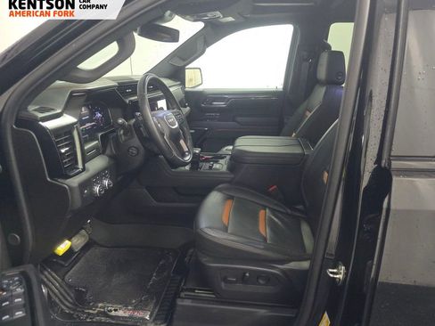 Used 2024 GMC Sierra 1500 AT4 w/ AT4 Premium Package image 5