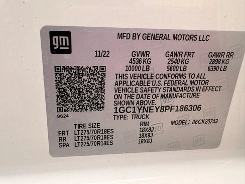 Used 2023 Chevrolet Silverado 2500 LT w/ Convenience Package AWD/4WD image 23