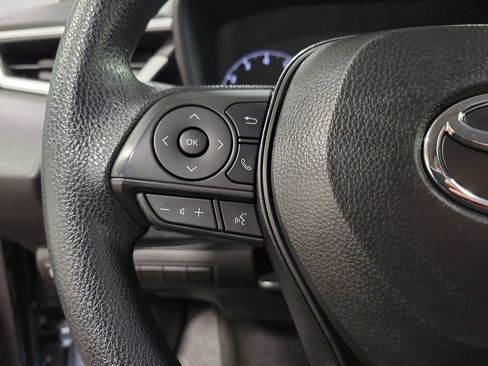 Used 2025 Toyota Corolla LE FWD image 25