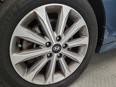 Used 2016 Hyundai Sonata Limited w/ Option Group 05 image 31