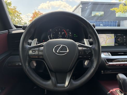 Used 2021 Lexus LC 500 Convertible w/ Touring Package RWD image 9