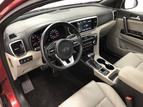 Certified 2021 Kia Sportage S w/ S AWD Premium Package image 13