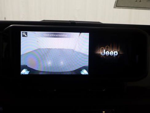 New 2025 Jeep Gladiator Sport image 20