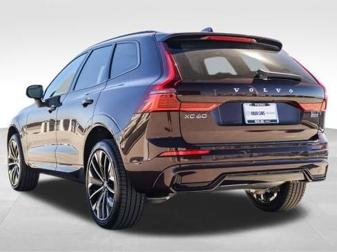 New 2026 Volvo XC60 B5 Ultra w/ Climate Package image 6