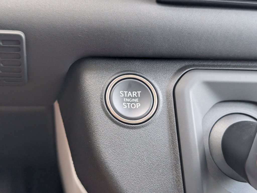 Used 2025 Land Rover Defender 110 S AWD/4WD image 17