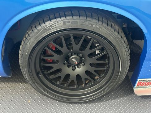 Used 2016 Dodge Challenger R/T Scat Pack w/ Leather Interior Group image 15