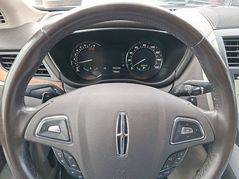 Used 2017 Lincoln MKC Select w/ Select Plus Package AWD/4WD image 20
