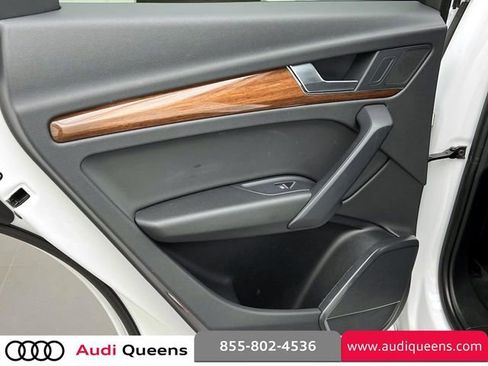 Certified 2023 Audi Q5 2.0T Premium w/ Convenience Package AWD/4WD image 11