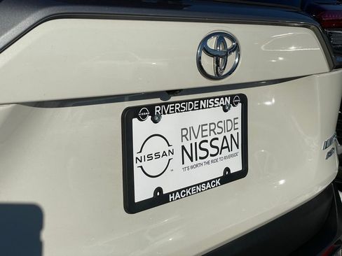 Used 2022 Toyota RAV4 Limited w/ Limited Grade Weather Package AWD/4WD image 34
