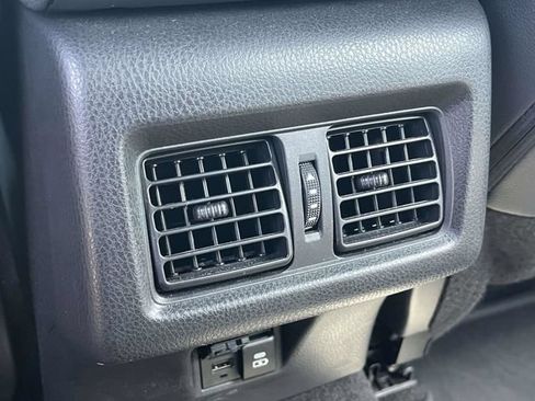 Used 2025 Toyota Camry SE FWD image 19