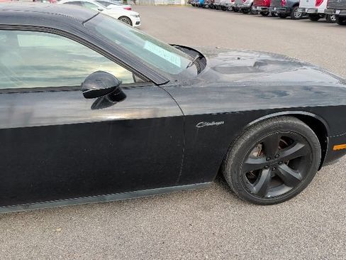 Used 2014 Dodge Challenger SXT Plus RWD image 15