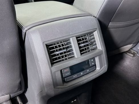 Certified 2023 Volkswagen Atlas SEL AWD/4WD image 29