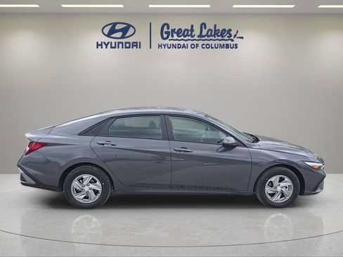 New 2026 Hyundai Elantra SE w/ Cargo Package FWD image 6