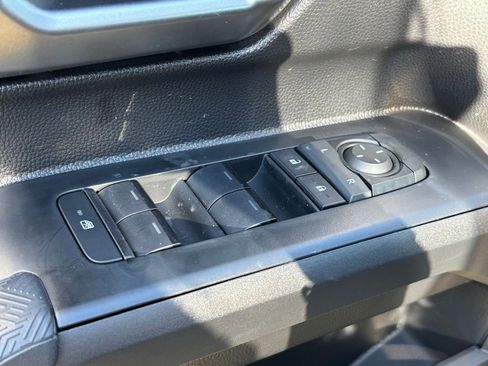 New 2025 Toyota Tacoma TRD Off-Road image 27