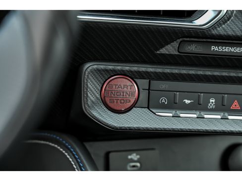 Used 2025 Ford Mustang GT Premium RWD image 38