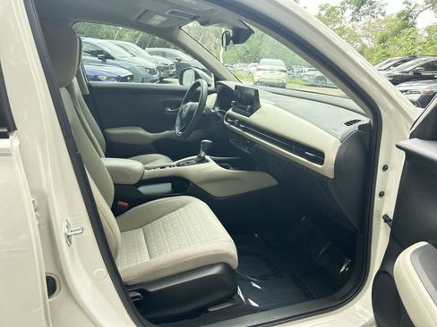 Used 2023 Honda HR-V LX image 14