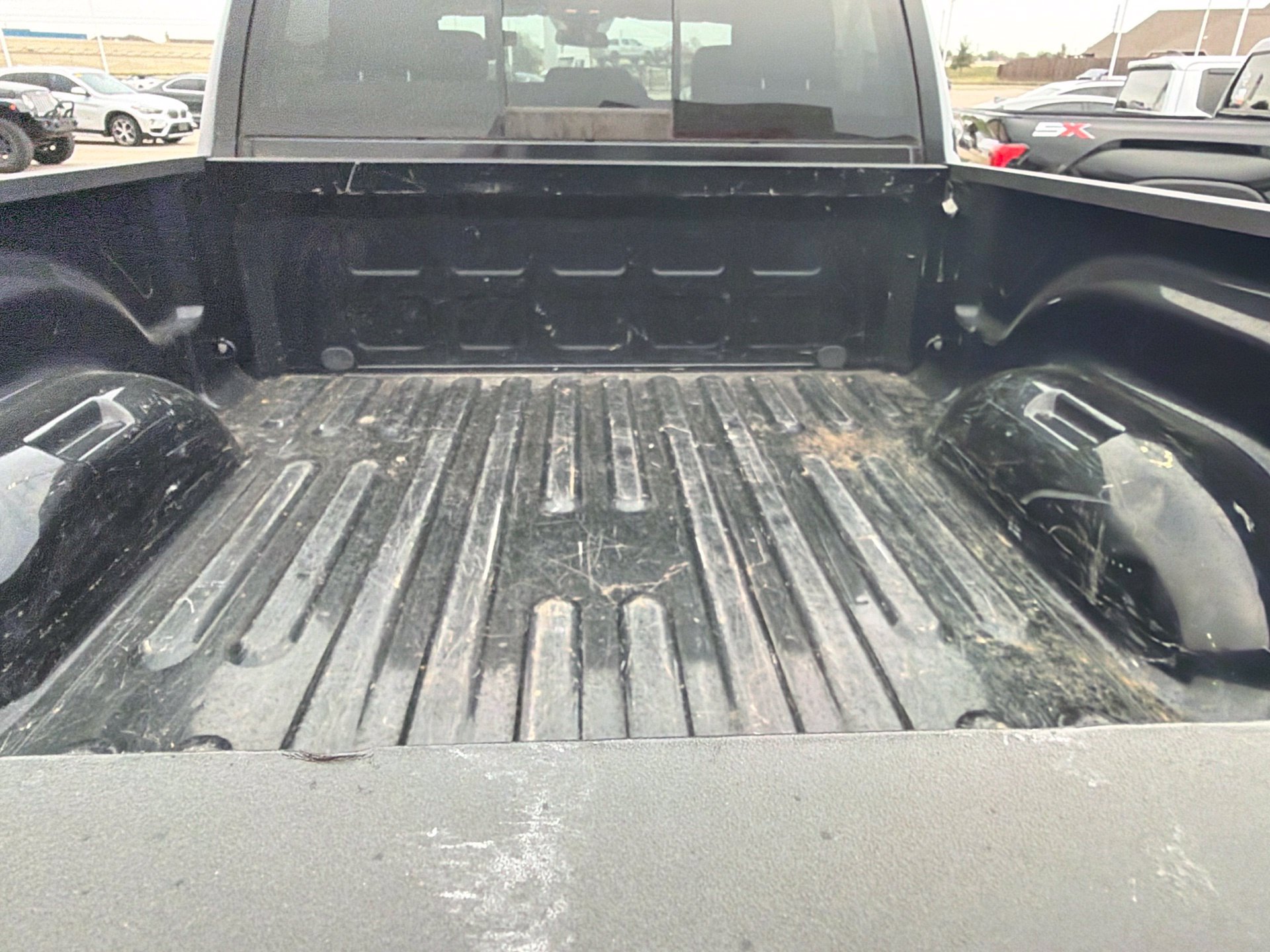 Used 2020 RAM 1500 Classic SLT RWD image 5