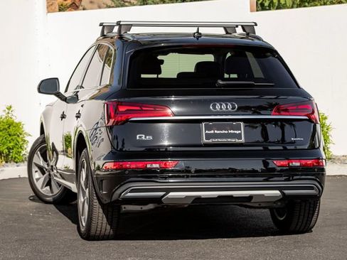 Used 2023 Audi Q5 Premium w/ Premium Plus Package AWD/4WD image 9