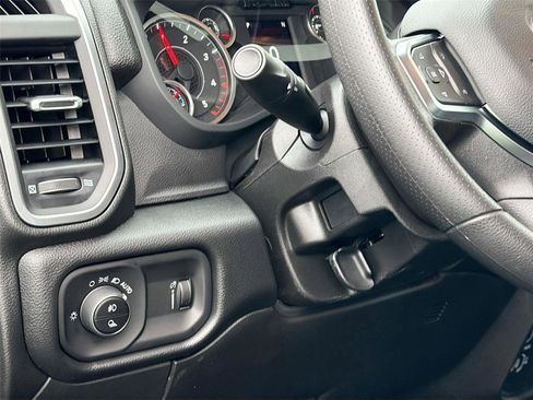 New 2026 RAM 3500 Big Horn AWD/4WD image 10