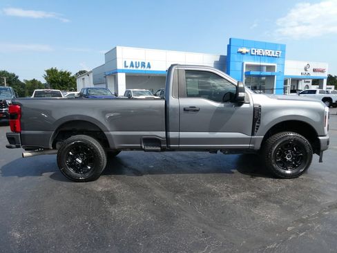 Used 2024 Ford F250 XL w/ STX Appearance Package AWD/4WD image 5