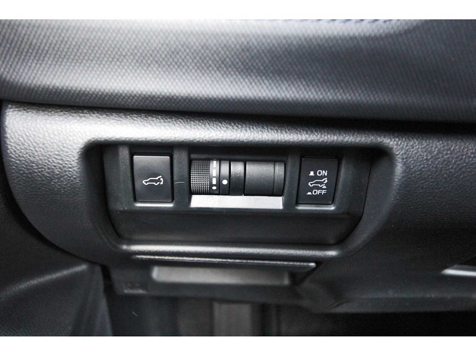 Used 2025 Subaru Forester Premium w/ Convenience Package #1 AWD/4WD image 19