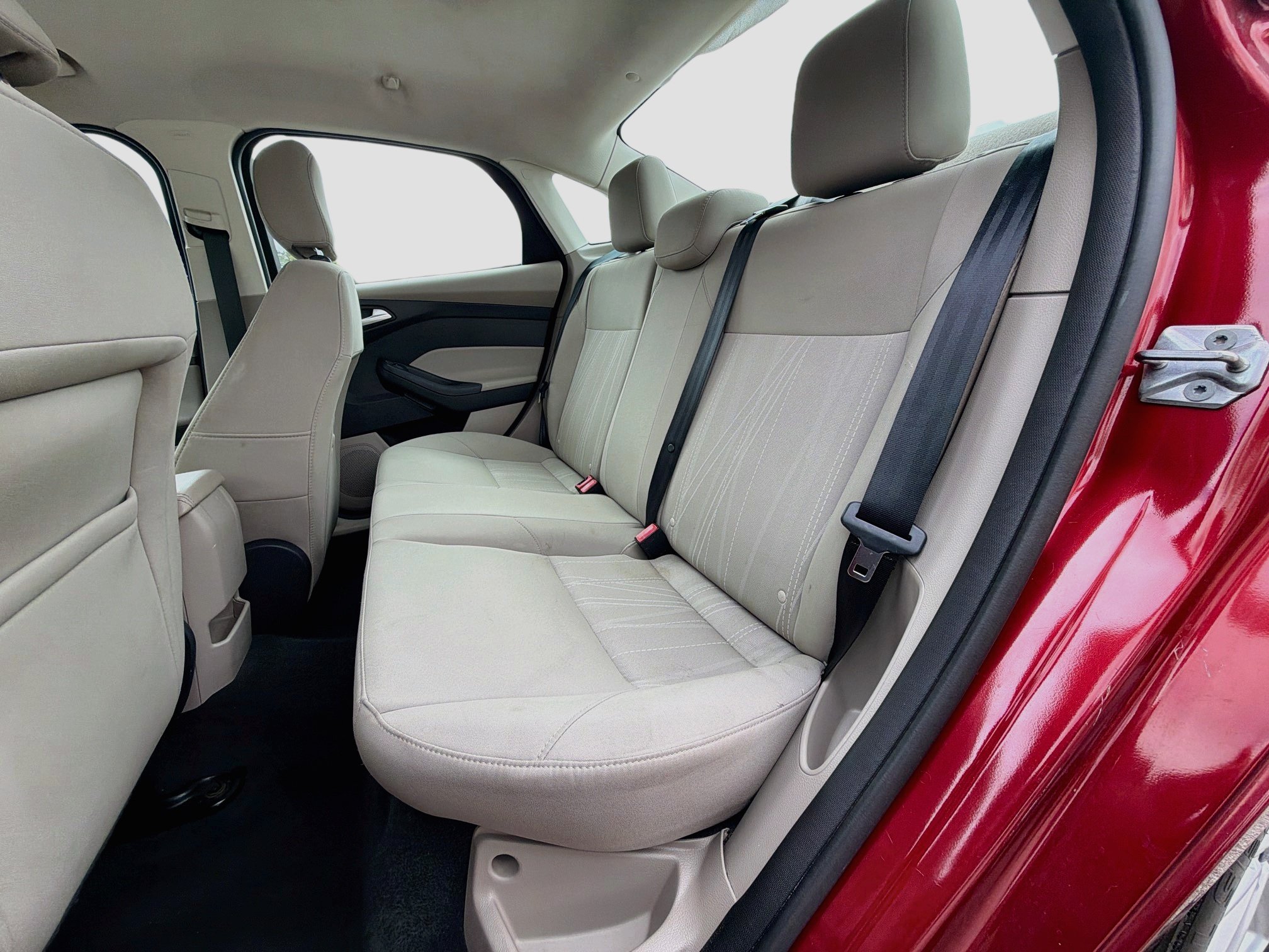 Used 2016 Ford Focus SE FWD image 17
