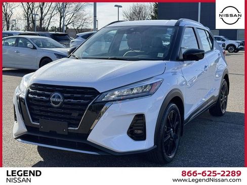 Certified 2024 Nissan Kicks SR w/ SR Premium Package image 4