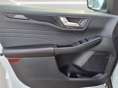 Used 2023 Ford Escape ST-Line w/ Tech Pack #1 image 13