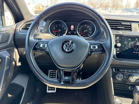 Used 2020 Volkswagen Tiguan SE R-Line image 14