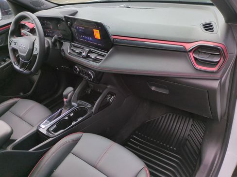 Certified 2024 Chevrolet TrailBlazer RS w/ Convenience Package image 29