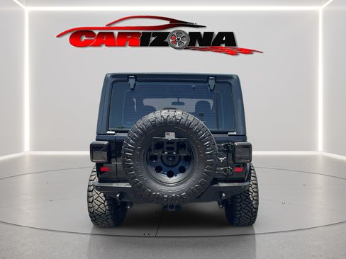 Used 2019 Jeep Wrangler Sport AWD/4WD image 9