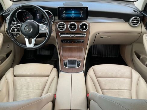 Used 2021 Mercedes-Benz GLC 300 image 31