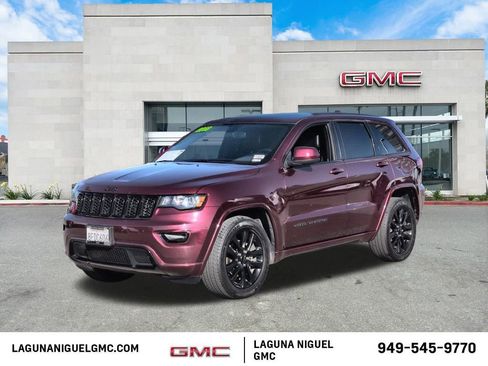 Used 2018 Jeep Grand Cherokee Altitude image 1
