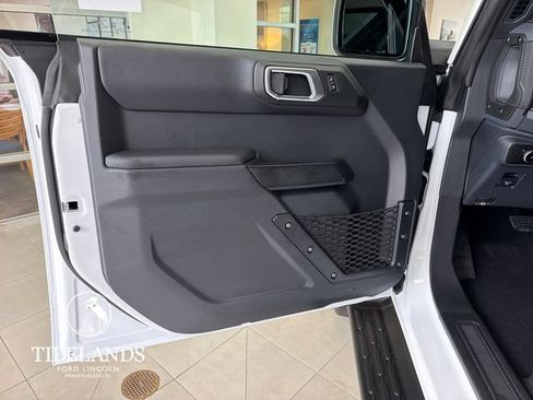 New 2026 Ford Bronco Outer Banks w/ Sasquatch Package AWD/4WD image 13