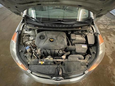 Used 2011 Hyundai Elantra GLS w/ Preferred Equipment Pkg 3 image 42