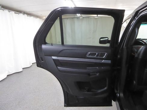 Used 2016 Ford Explorer Sport w/ Equipment Group 401A image 31