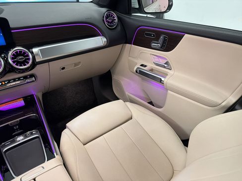 Used 2026 Mercedes-Benz GLB 250 image 30