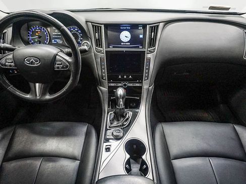 Used 2017 INFINITI Q50 2.0t w/ Moonroof Package image 14